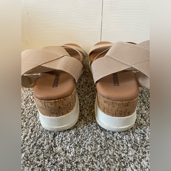 Platform Sandal - Picture 4 of 5